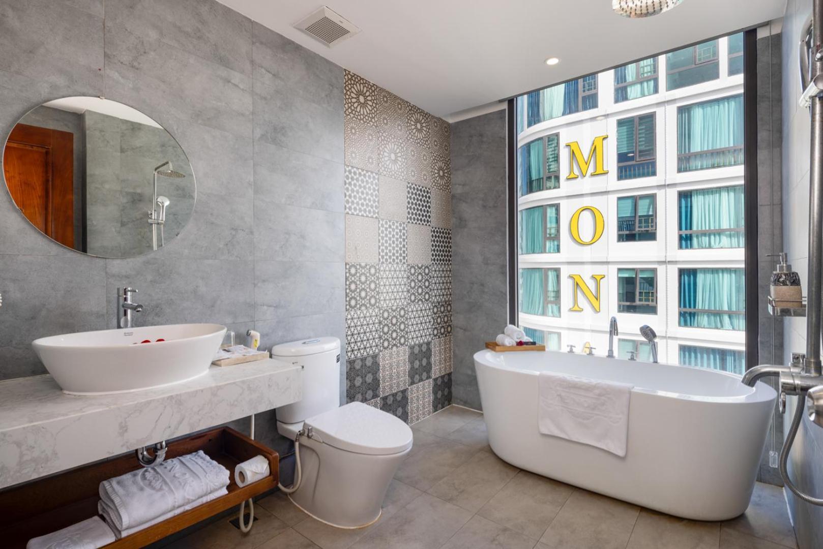 Minh Chau Premium Hotel Danang Экстерьер фото